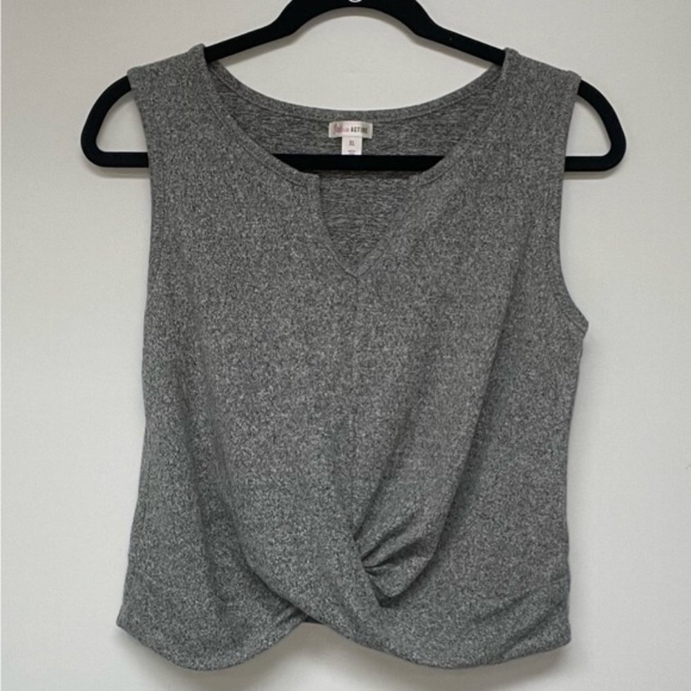 gray top size XL